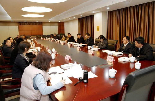 教育整顿 抓好 五个带头 推进教育整顿 徐州市司法局召开队伍教育整顿中心组专题学习会