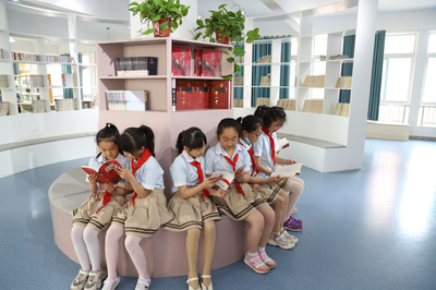 徐州市铜山区新区实验小学营造&ldquo;三园&rdquo;让师生体验幸福完整的教育生活