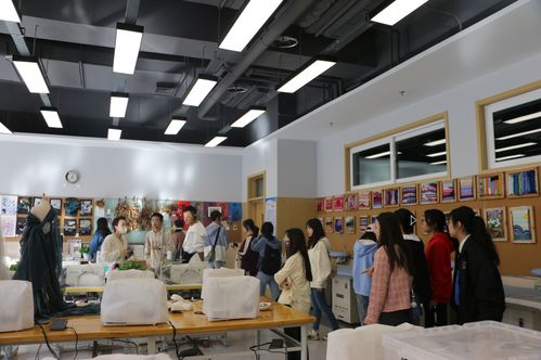 食品学院师生走进北京十一学校亦庄实验中学 感受现代教育魅力